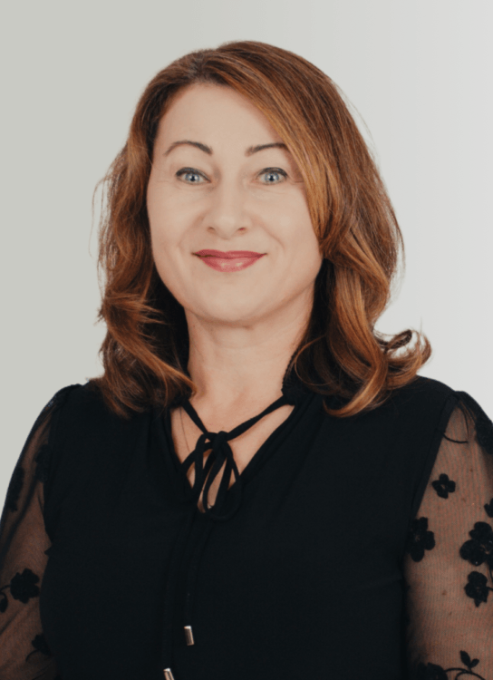 Ania new headshot